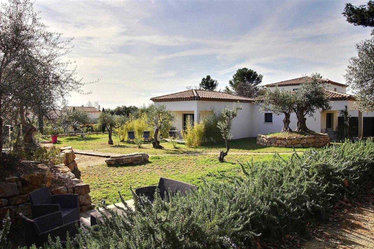 La Villa Aux Oliviers Flayosc Esterno foto