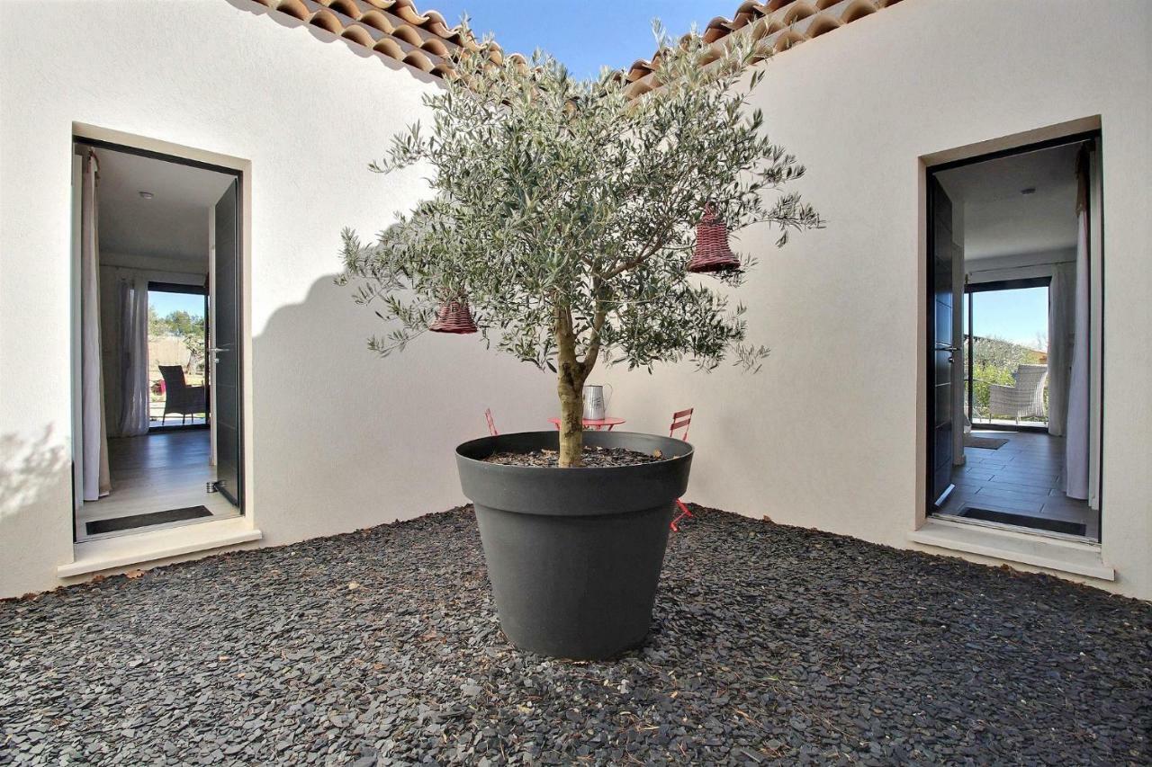 La Villa Aux Oliviers Flayosc Esterno foto